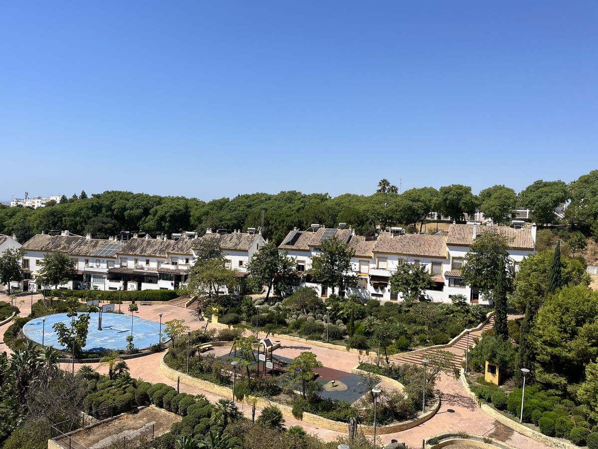 3 Bedroom Penthouse in Estepona