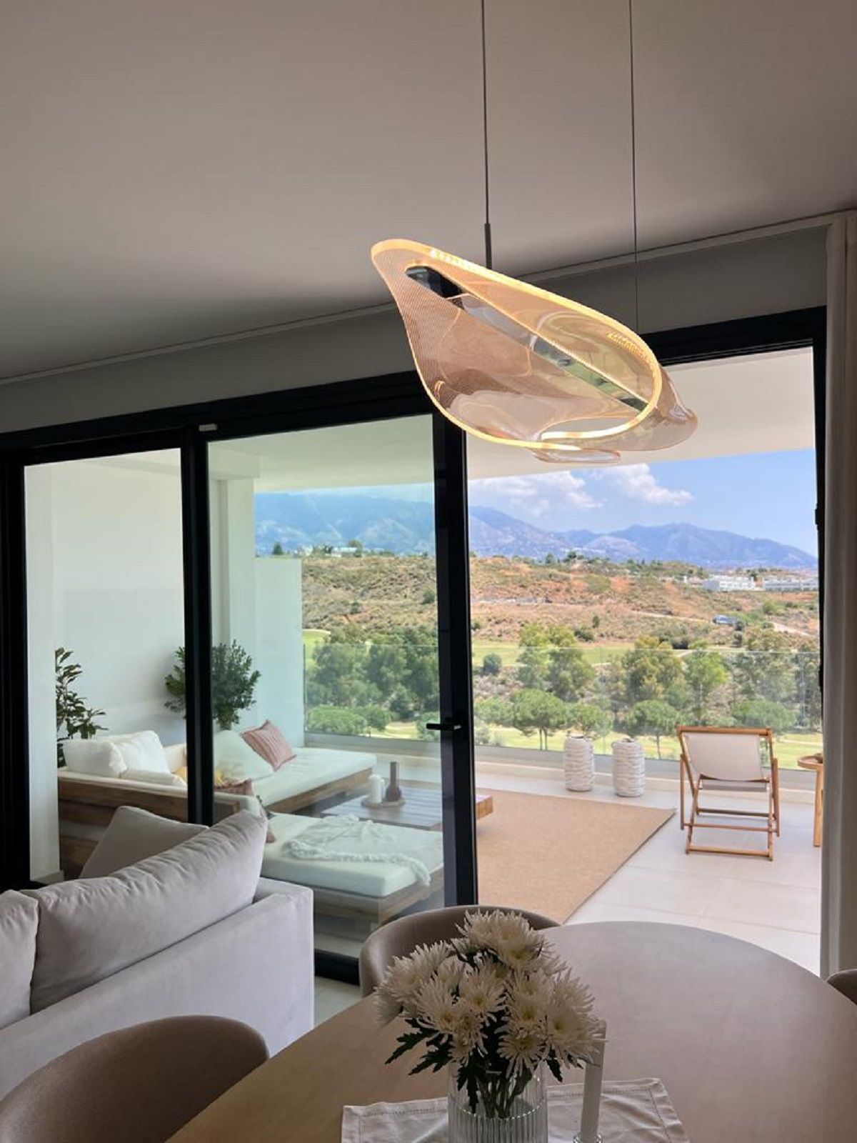 2 Bedroom Apartment in Mijas - Photo 9