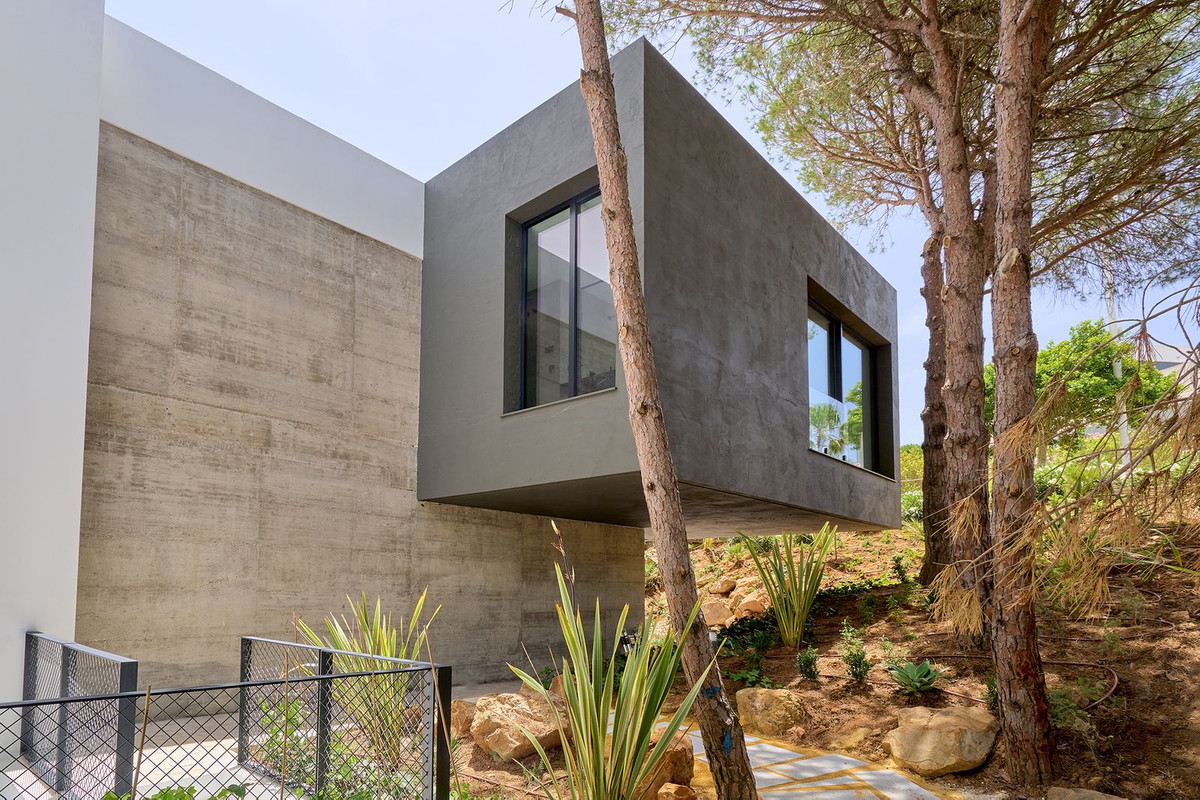 5 Bedroom Villa in Sotogrande - Photo 7