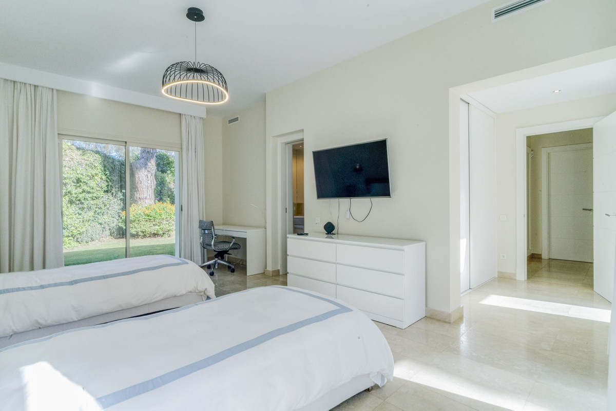 3 Bedroom Villa in San Pedro de Alcántara - Foto 26