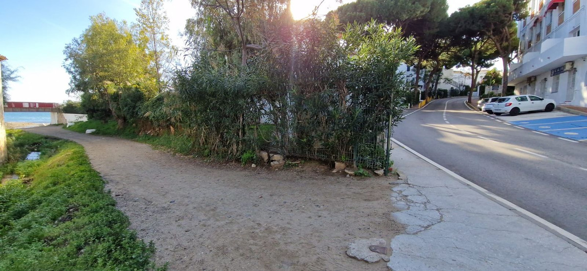 2 Bedroom Apartment in Mijas - Photo 35