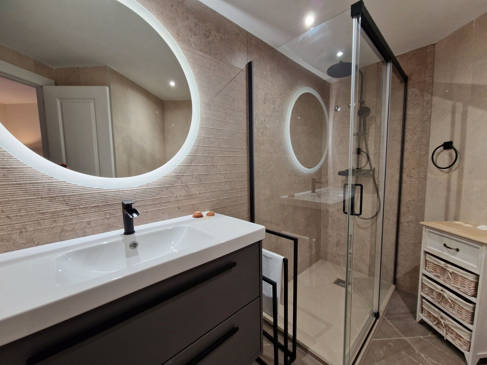 3 Bedroom Apartment in Marbella - Photo 7