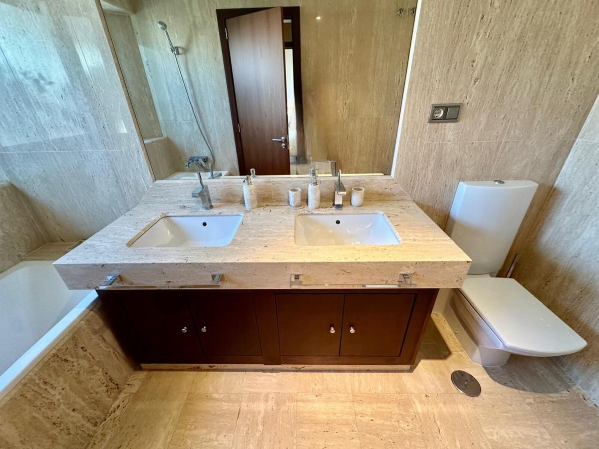 Apartamento com 3 quartos com piscina em Málaga, Espanha – Foto 17