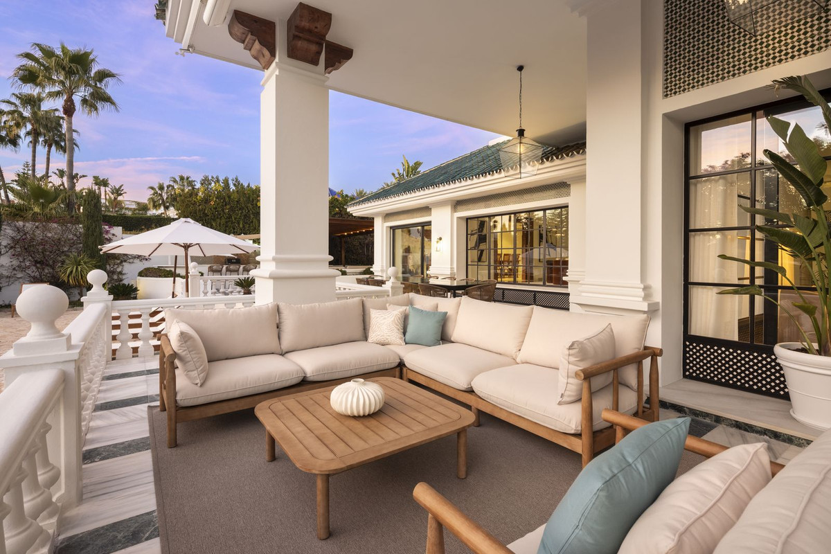 12 Bedroom Villa in Marbella - Photo 23