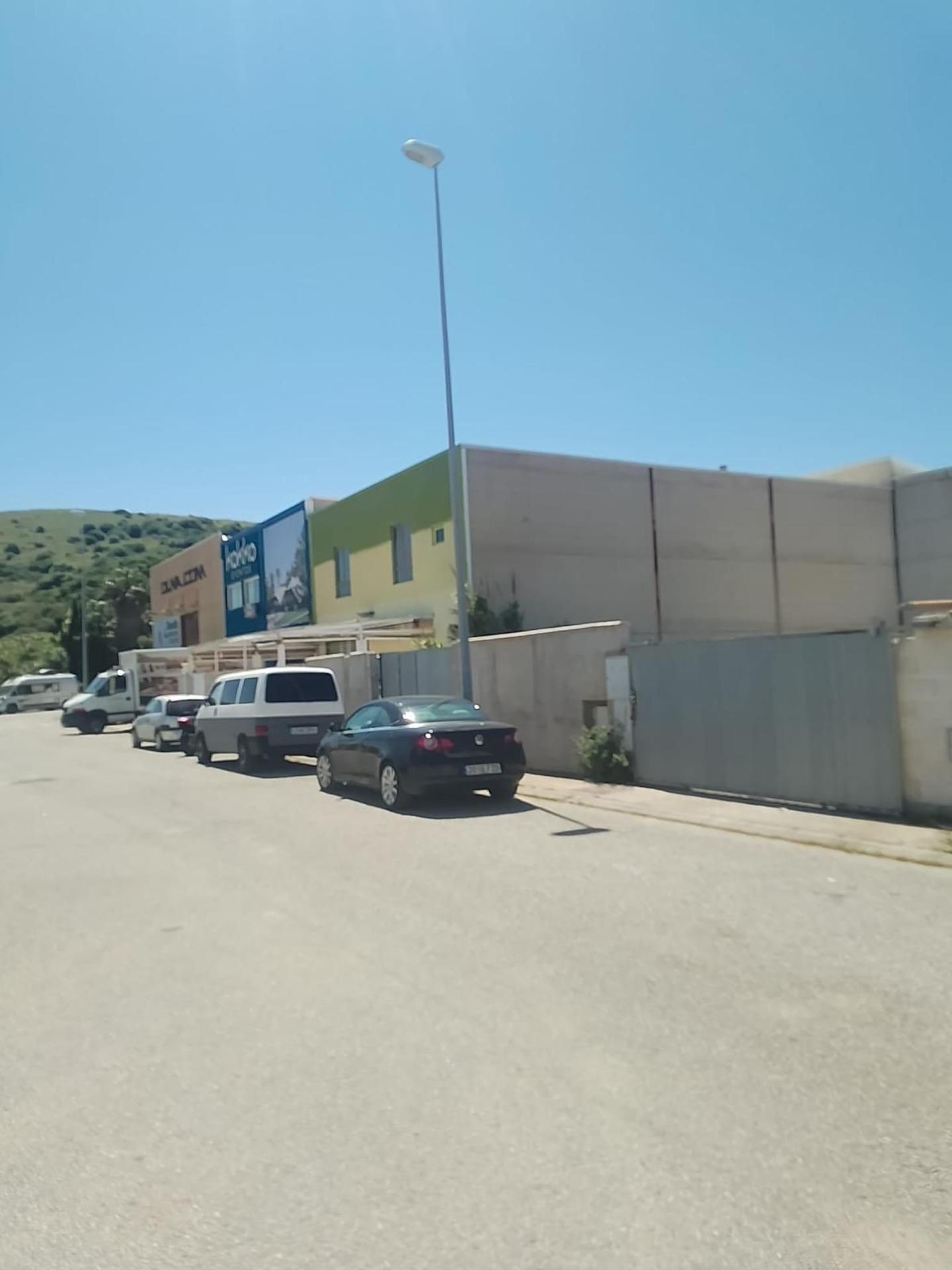 Local commercial à Cadix, Espagne – Photo 3