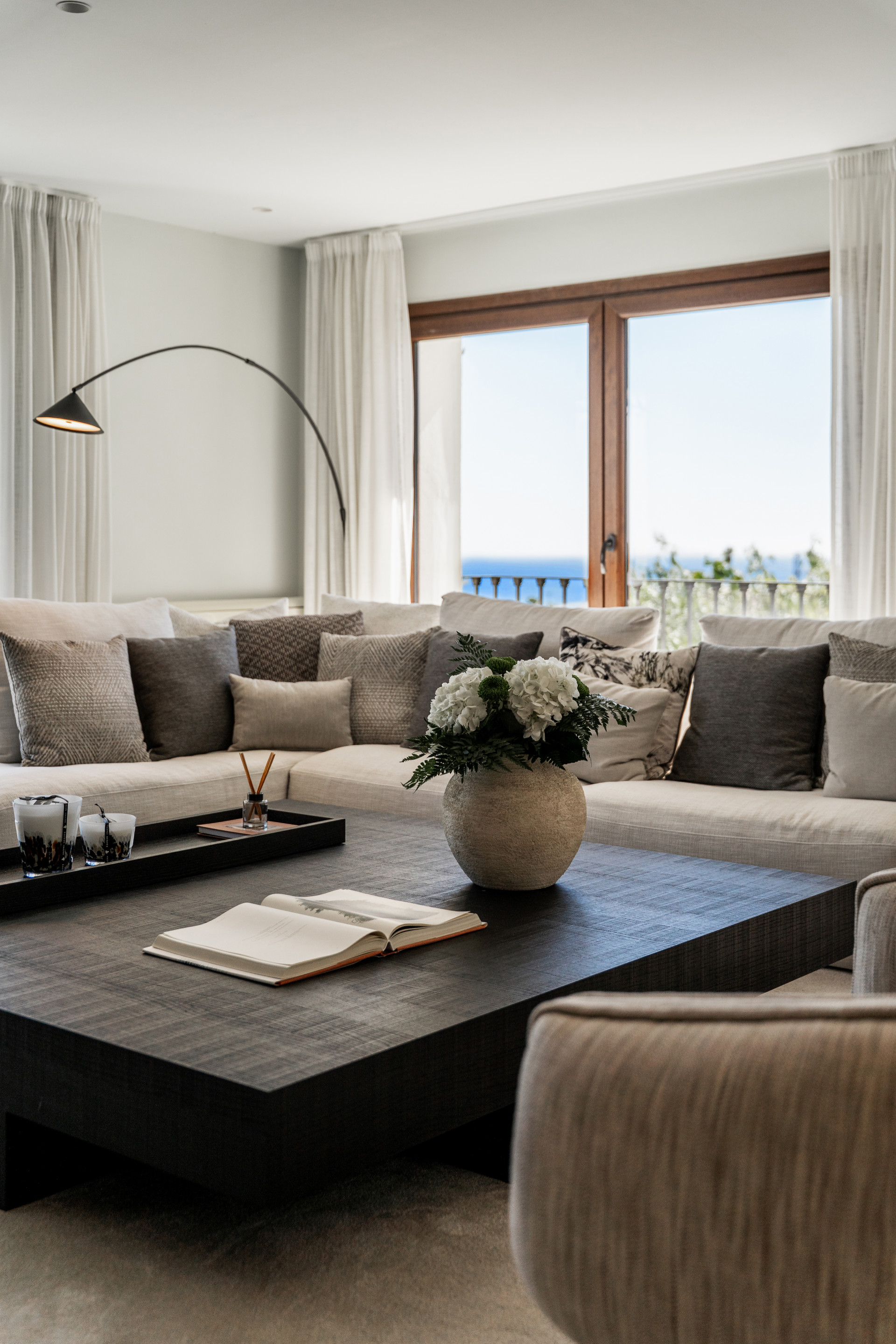 5 Bedroom Villa in Estepona - Photo 10