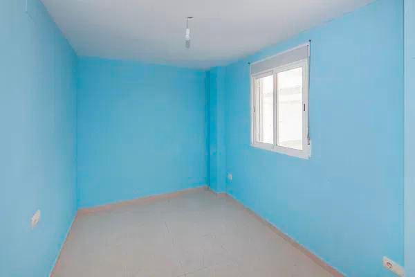 Chalet de 4 dormitorios en Valencia – Foto 12
