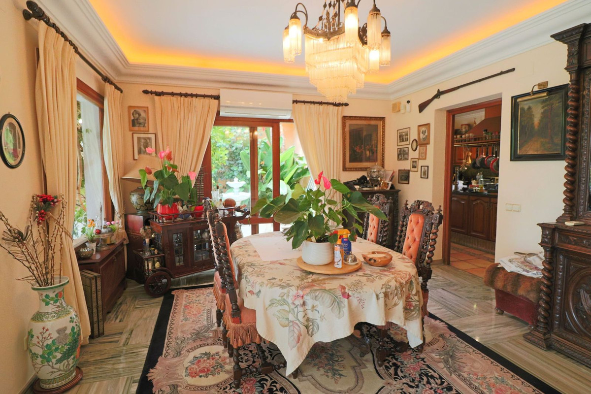 6 Bedroom Villa in Estepona - Foto 13