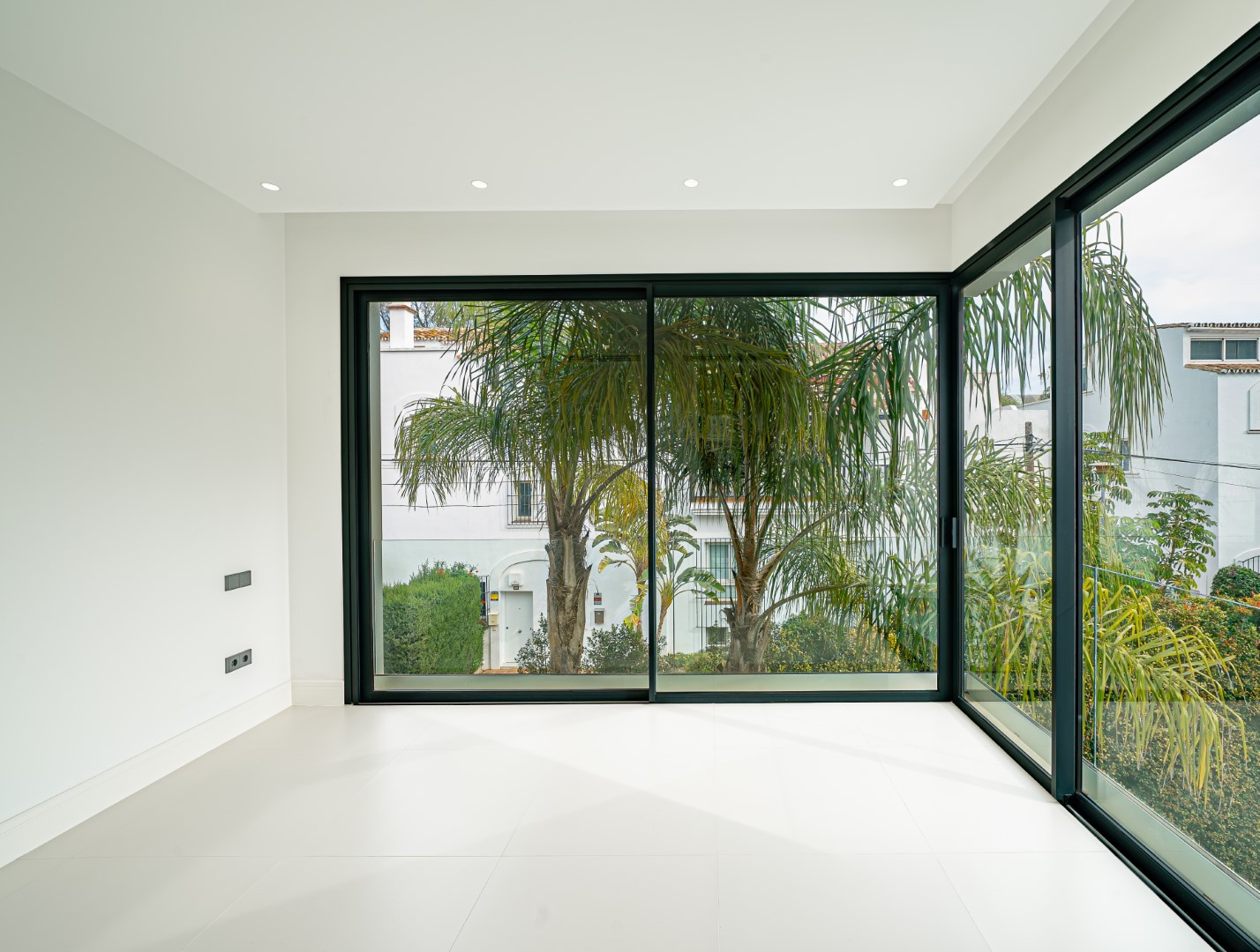 4 Bedroom Villa in Marbella - Photo 15