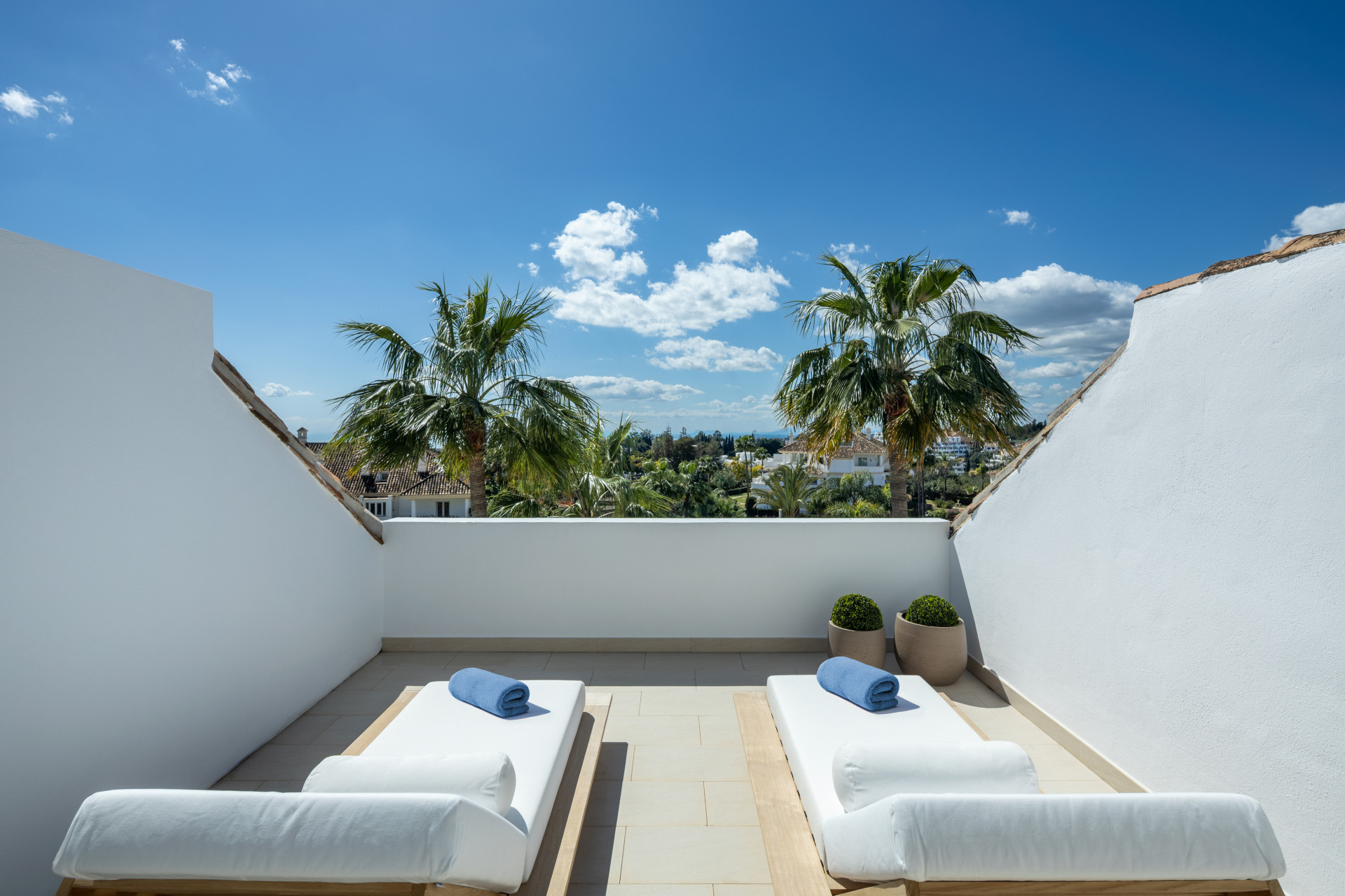 3 Bedroom Townhouse in Marbella - Photo 4