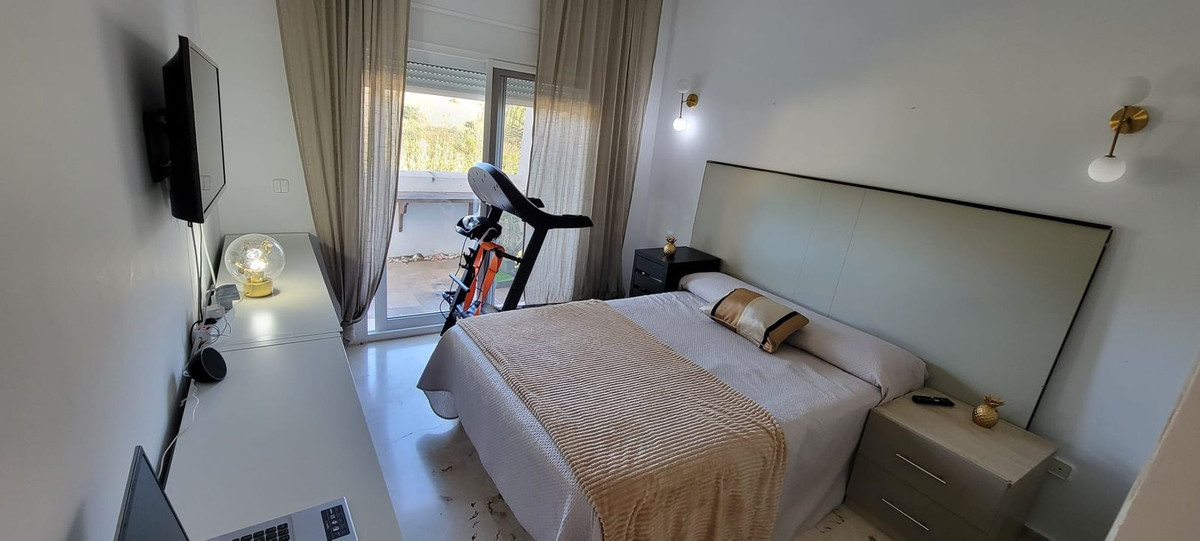 2 Bedroom Apartment in Marbella - Photo 13