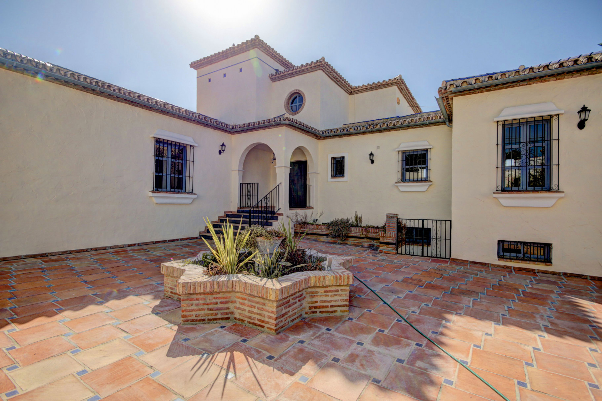 7 Bedroom Villa in Estepona - Фото 2