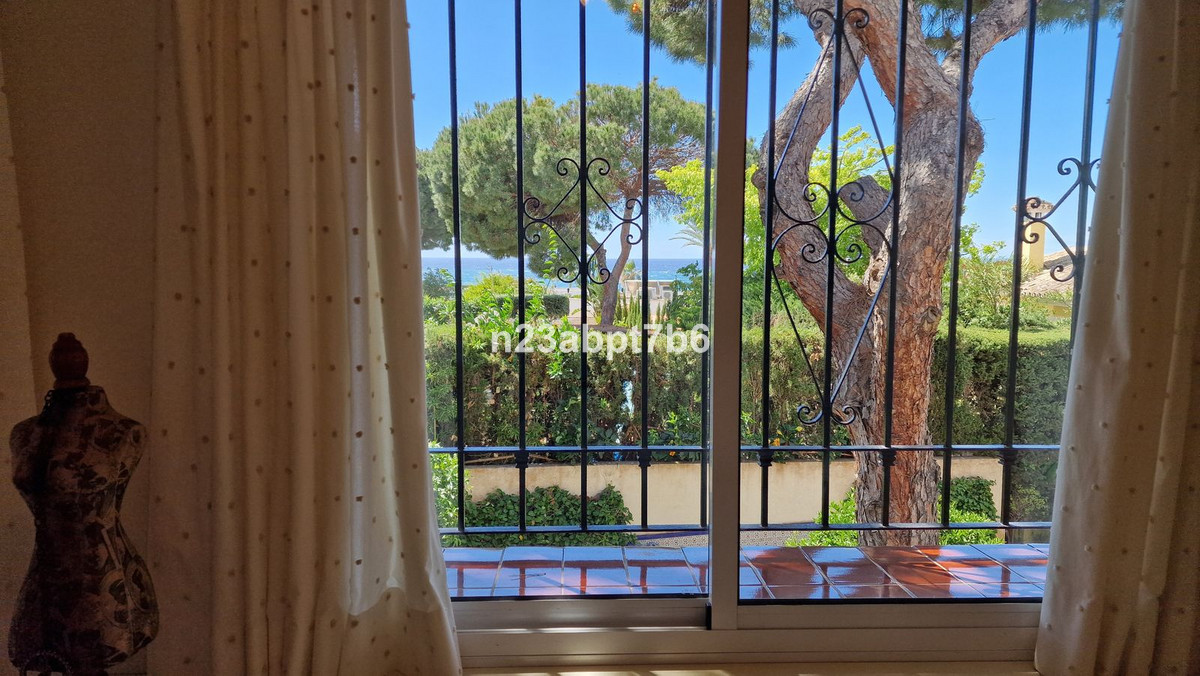 4 Bedroom Villa in Marbella - Foto 9