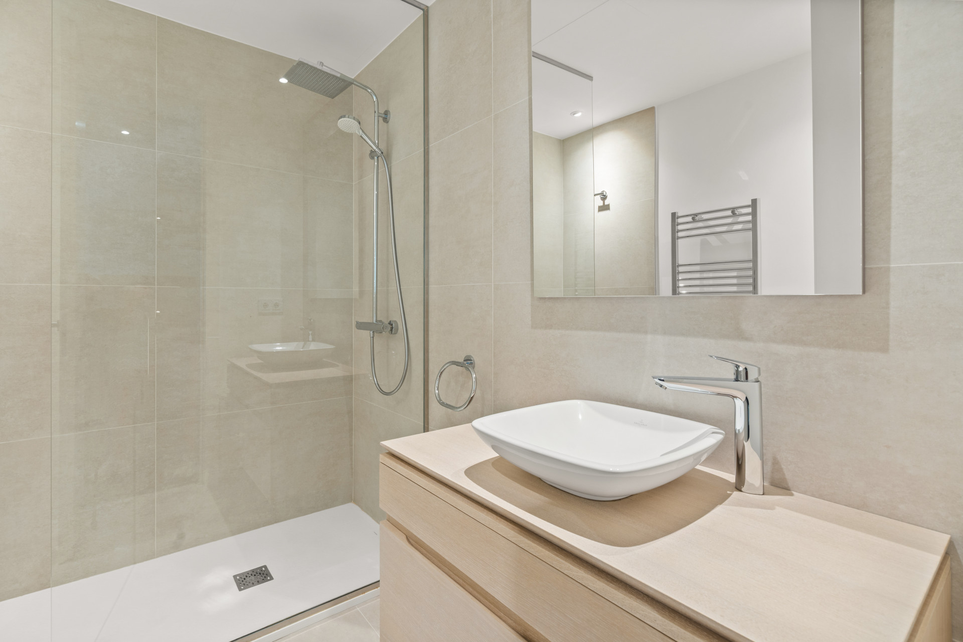 5 Bedroom Apartment in Marbella - Photo 27