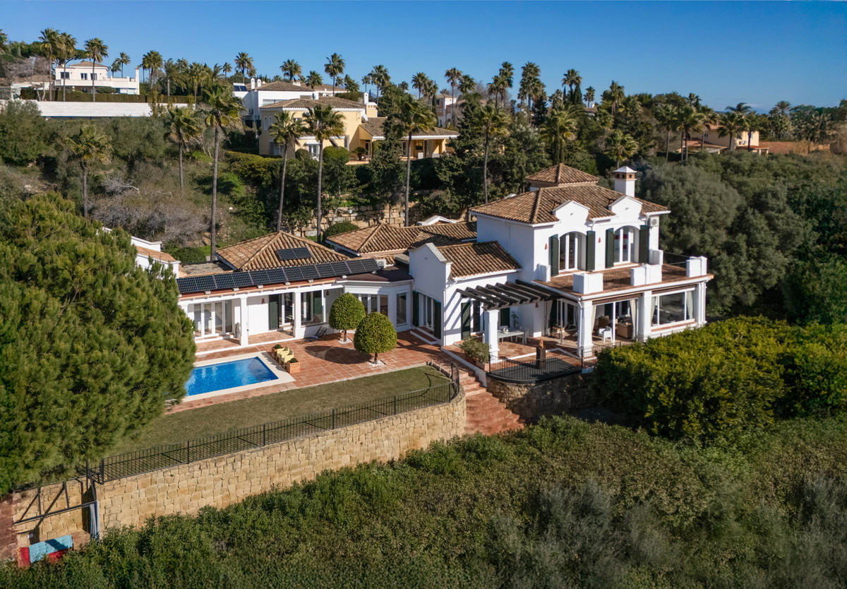 6 Bedroom Villa in Sotogrande - Photo 2