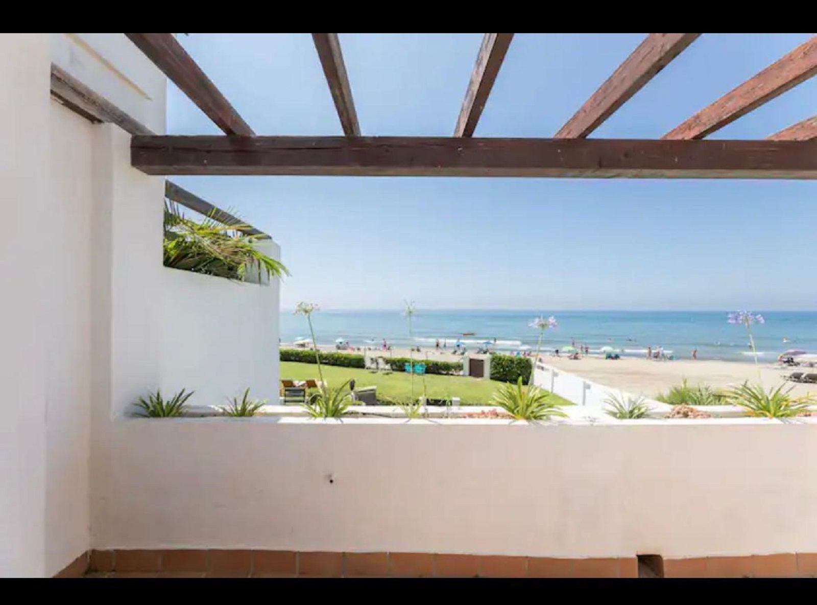 4 Bedroom Villa in Marbella - Photo 17