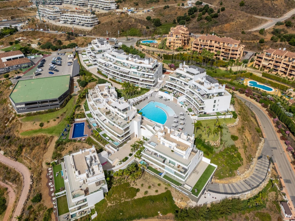 3 Bedroom Apartment in Mijas - Photo 42