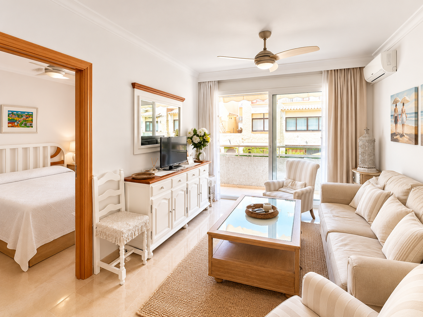 1 Bedroom Apartment in Marbella - Photo 5
