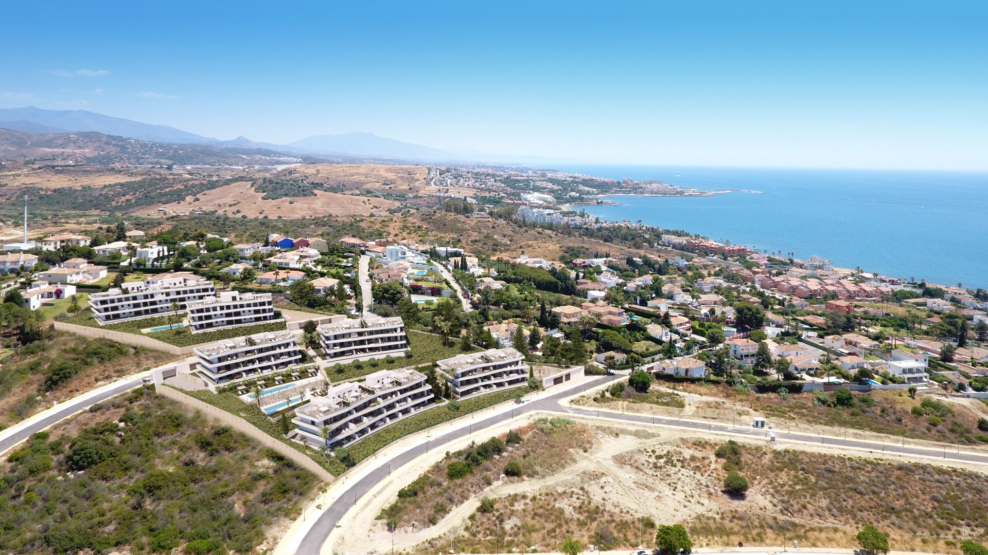 3 Bedroom Apartment in Estepona - Photo 12