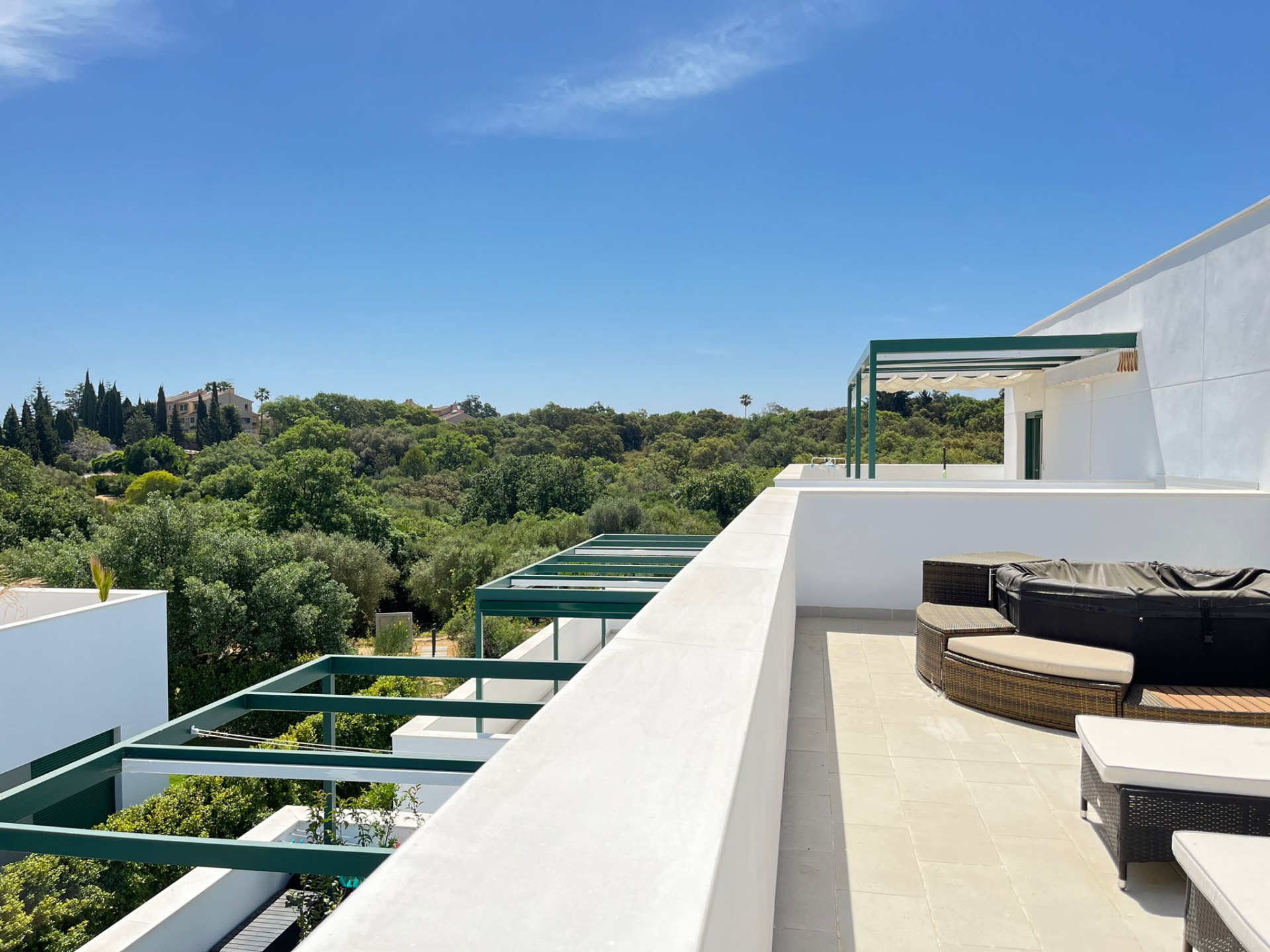 3 Bedroom Penthouse in Sotogrande - Photo 4