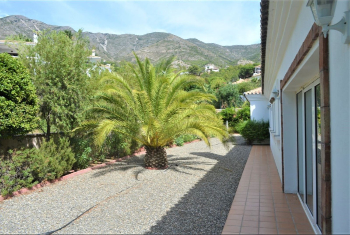 5 Bedroom Villa in Mijas - Photo 13