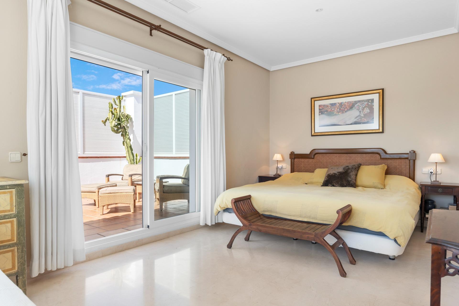 6 Bedroom Villa in Benahavís - Foto 23