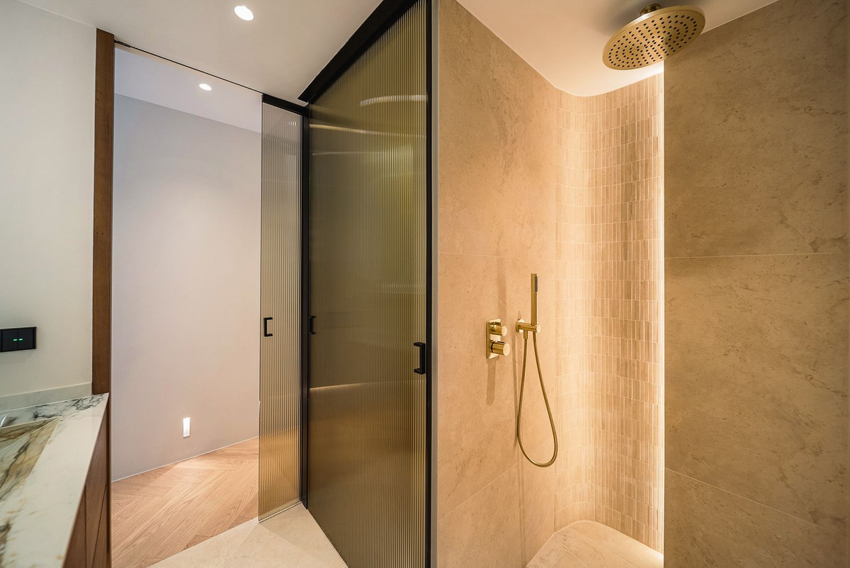 3 Bedroom Apartment in Marbella - Photo 33