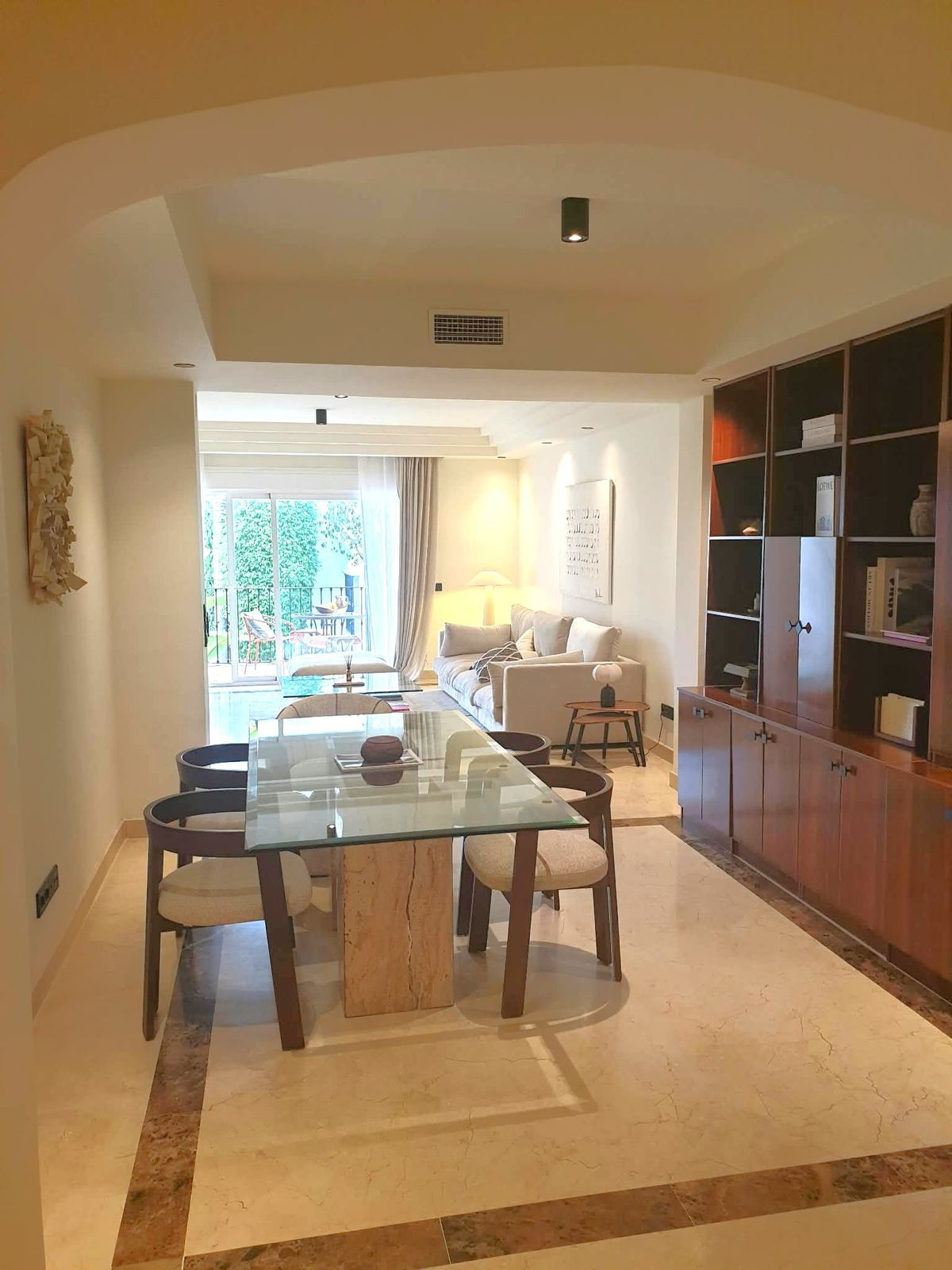 3 Bedroom Apartment in Marbella - Photo 7