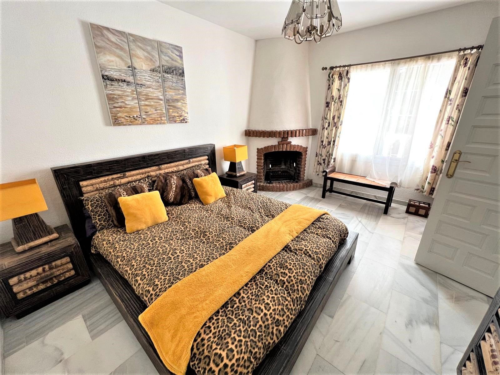 4 Bedroom Villa in Mijas - Photo 12