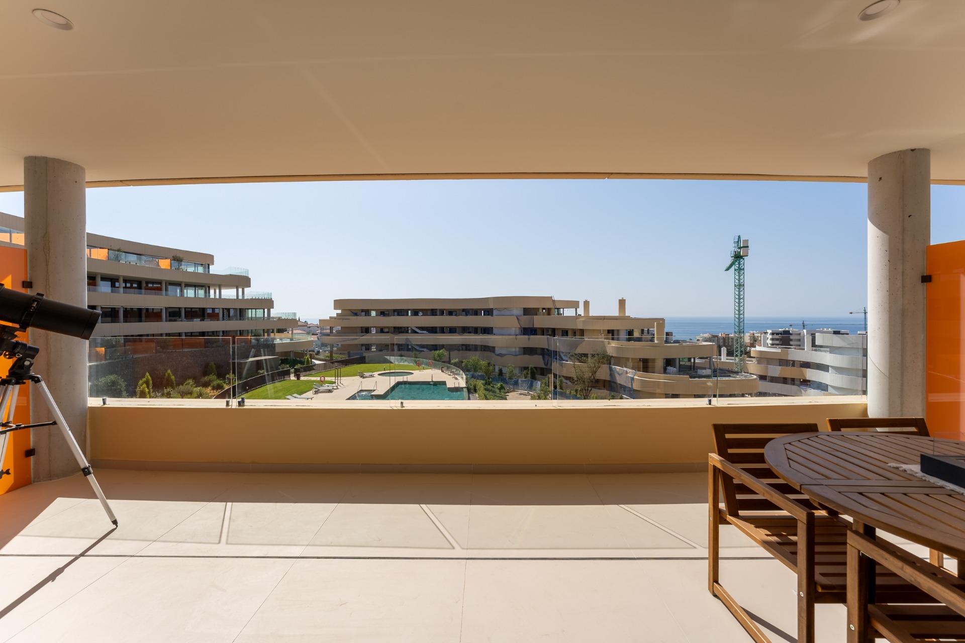 2 Bedroom Apartment in Fuengirola - Photo 18