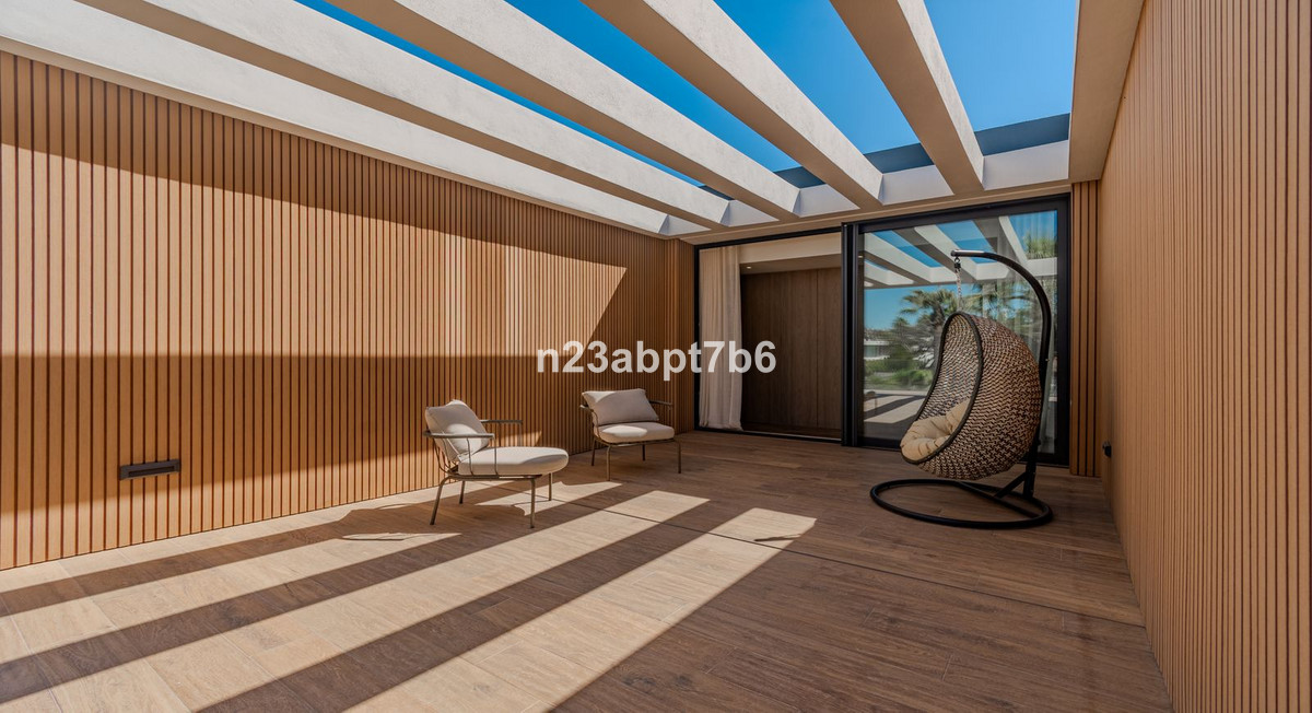 5 Bedroom Villa in Sotogrande - Photo 26