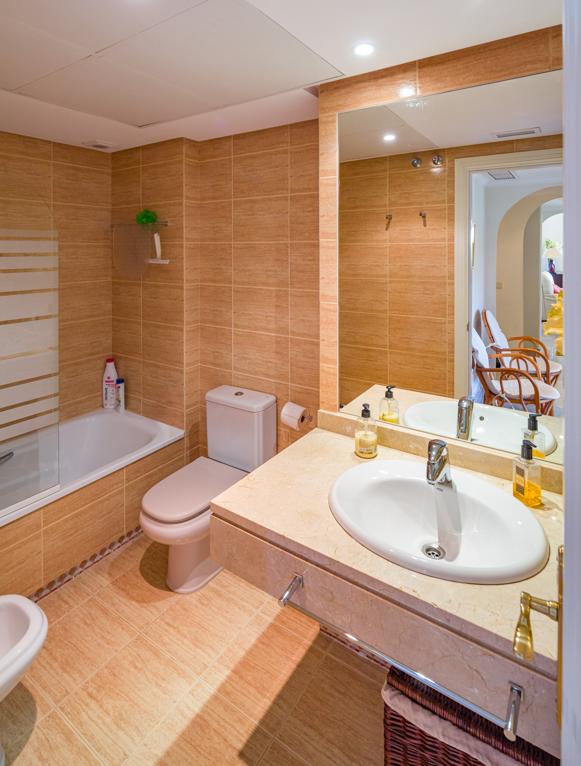 3 Bedroom Apartment in Marbella - Photo 18