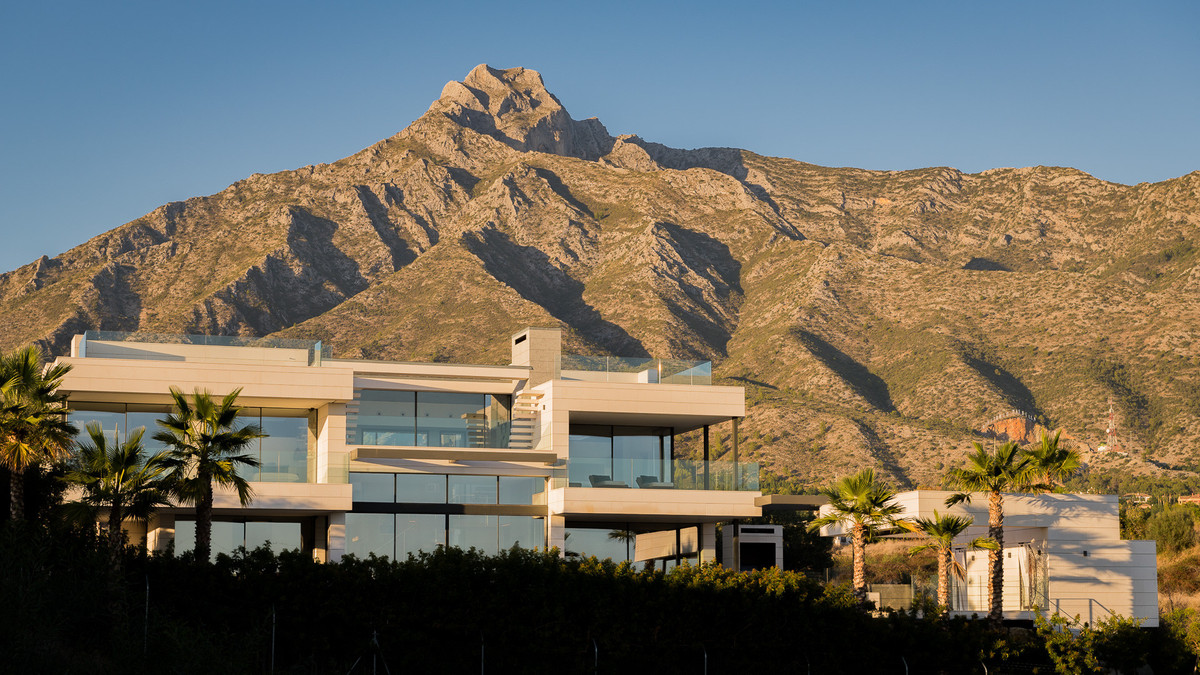 6 Bedroom Villa in Marbella - Photo 41