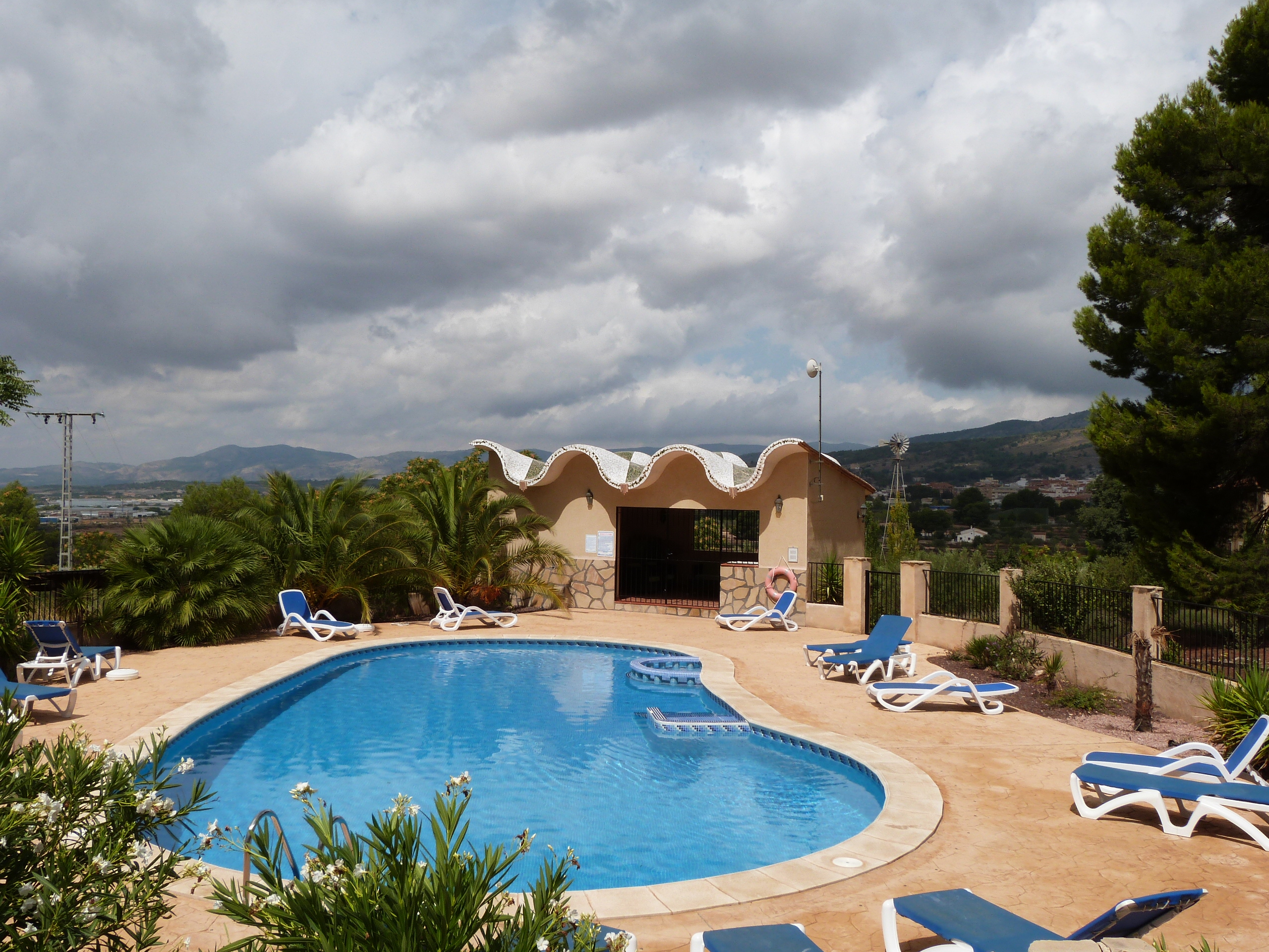Moradia com 15 quartos com piscina em Alicante, Espanha – Foto 2