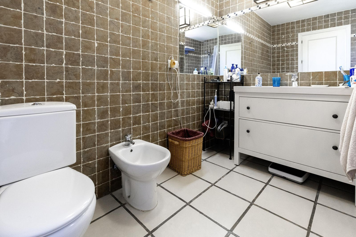3 Bedroom Townhouse in Marbella - Photo 17