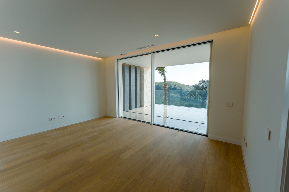 4 Bedroom Apartment in Ojén - Photo 5