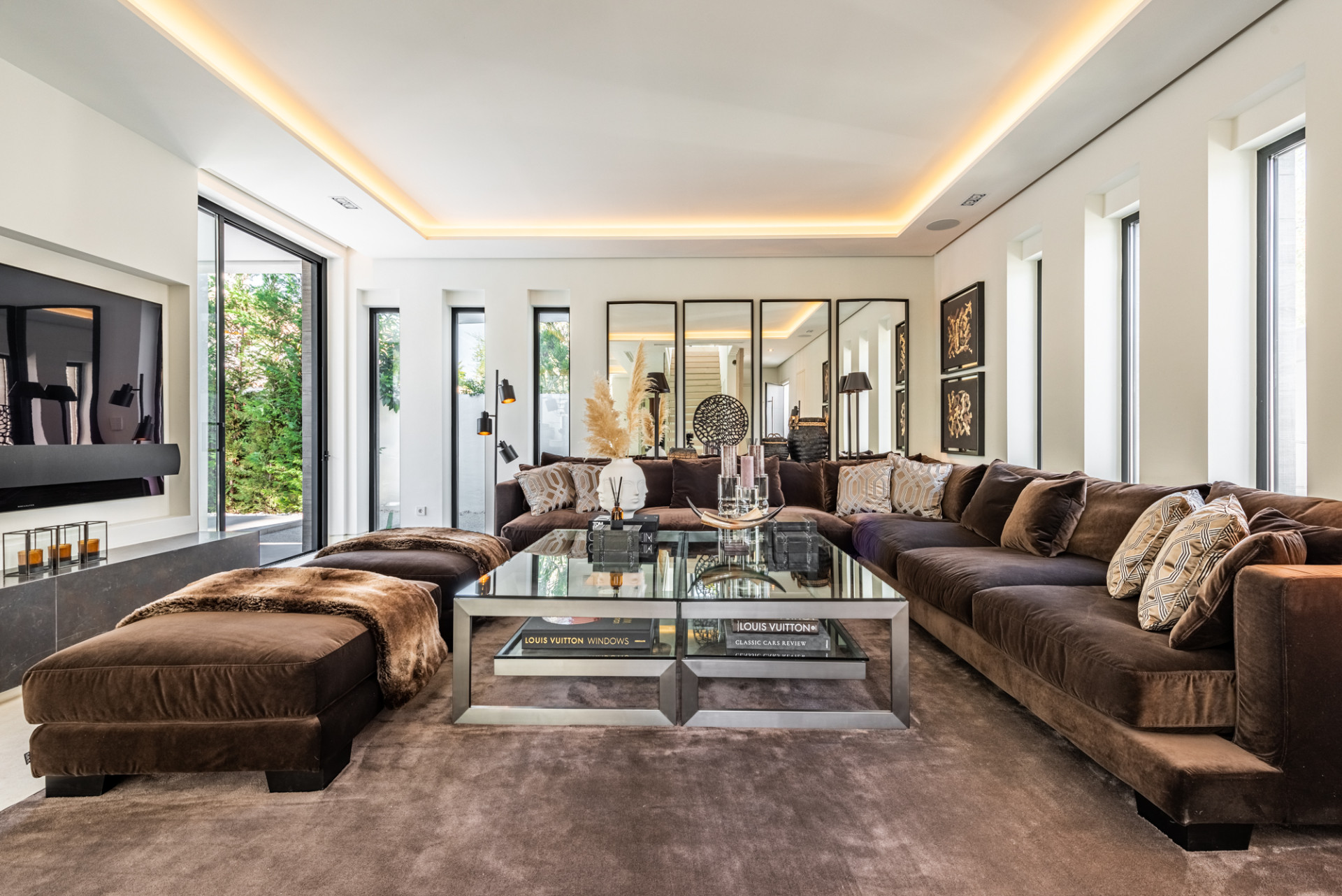 5 Bedroom Villa in Marbella - Photo 6