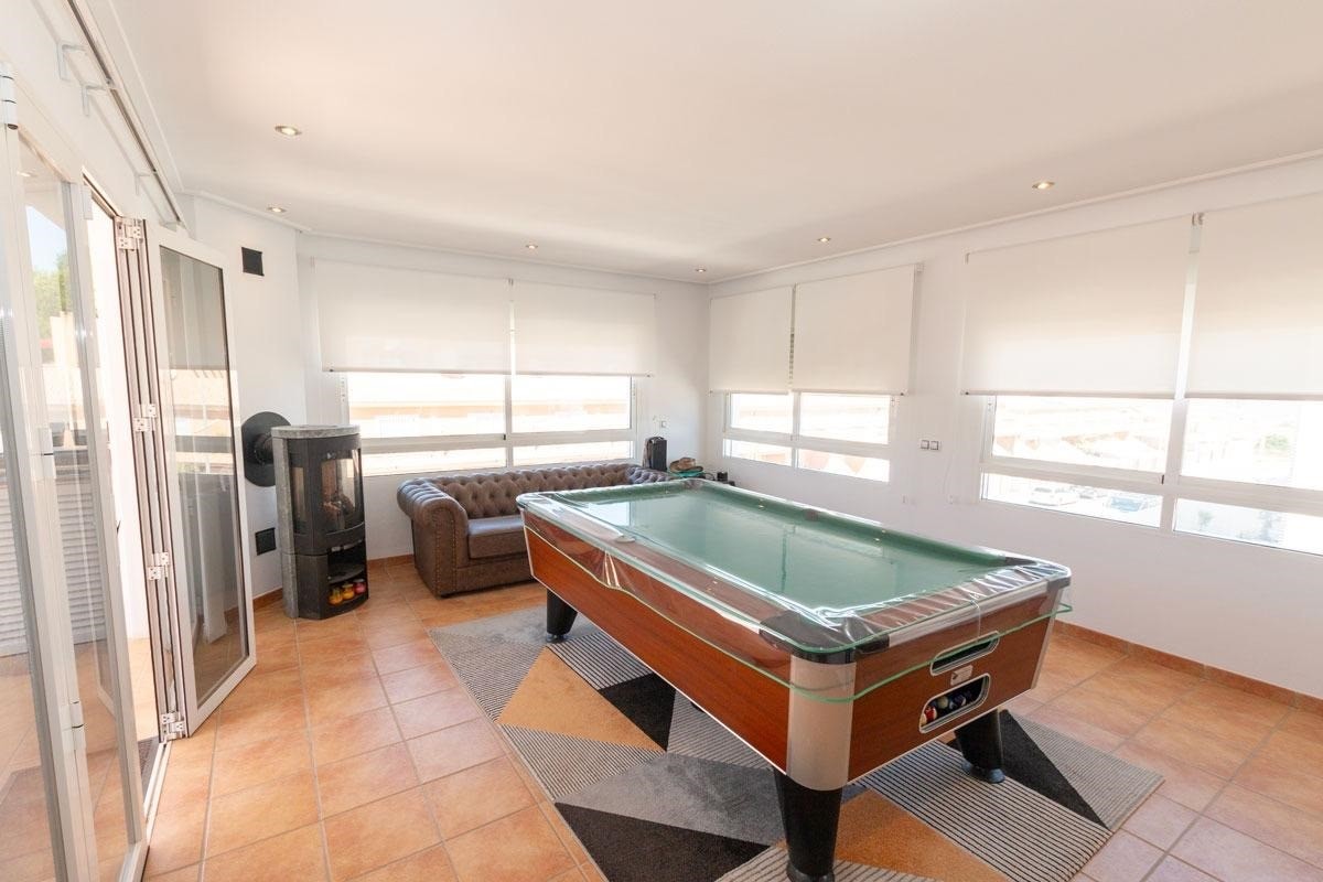 Apartamento com 3 quartos com piscina em Alicante, Espanha – Foto 18