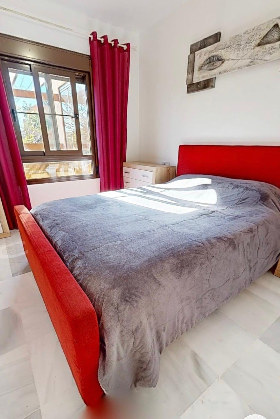 4 Bedroom Apartment in Estepona - Photo 15
