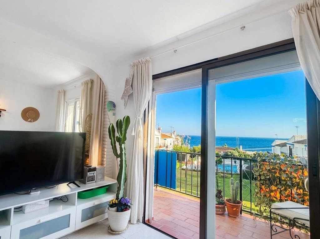 2 Bedroom Apartment in Mijas - Фото 7