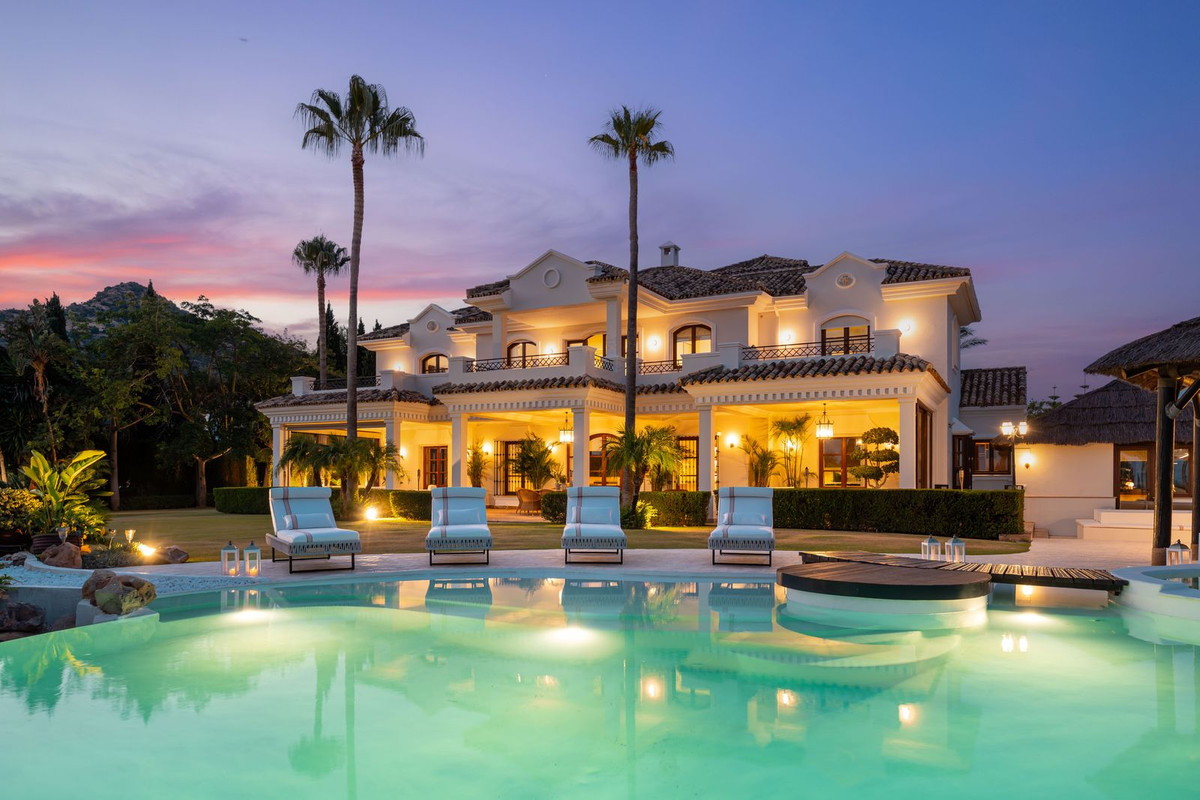5 Bedroom Villa in Benahavís - Foto 16