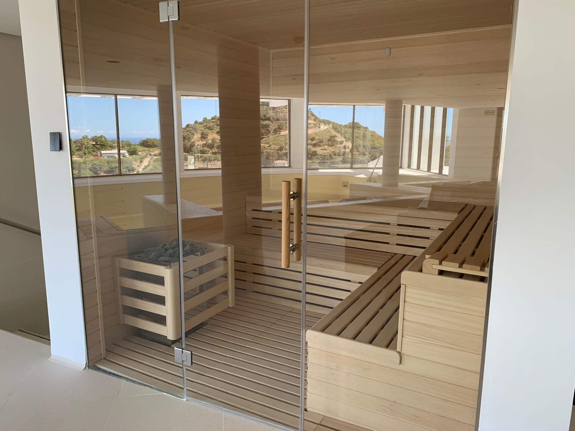 Piso de 3 dormitorios con piscina en Málaga – Foto 18