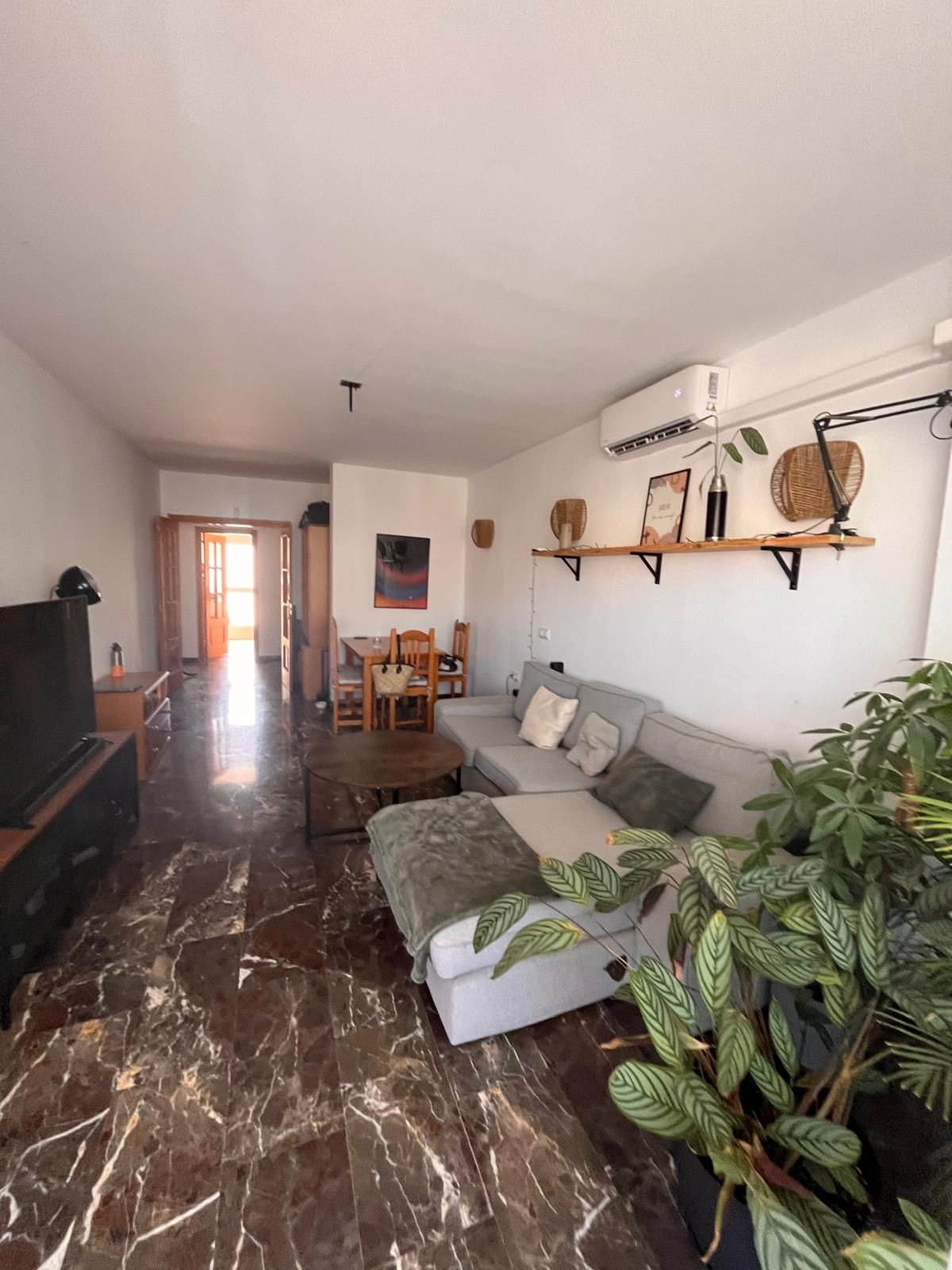 2 Bedroom Apartment in Fuengirola - Photo 5