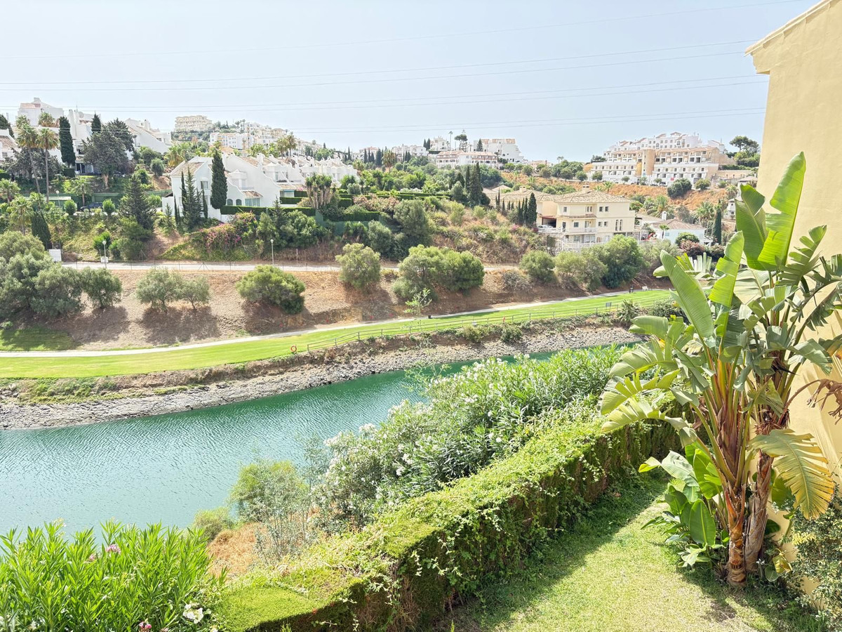3-bedroom villa with pool in Malaga, Spain – Photo 2