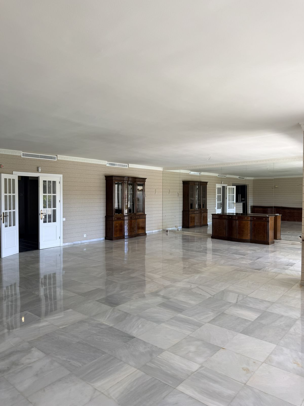 3 Bedroom Apartment in Estepona - Foto 7