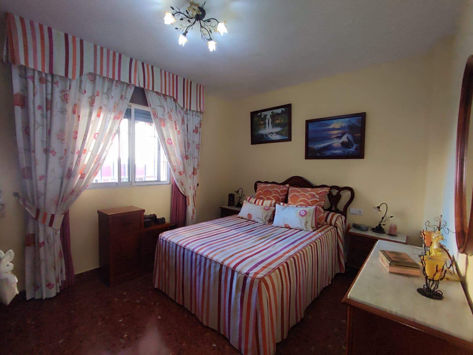 3 Bedroom Apartment in Fuengirola - Photo 37