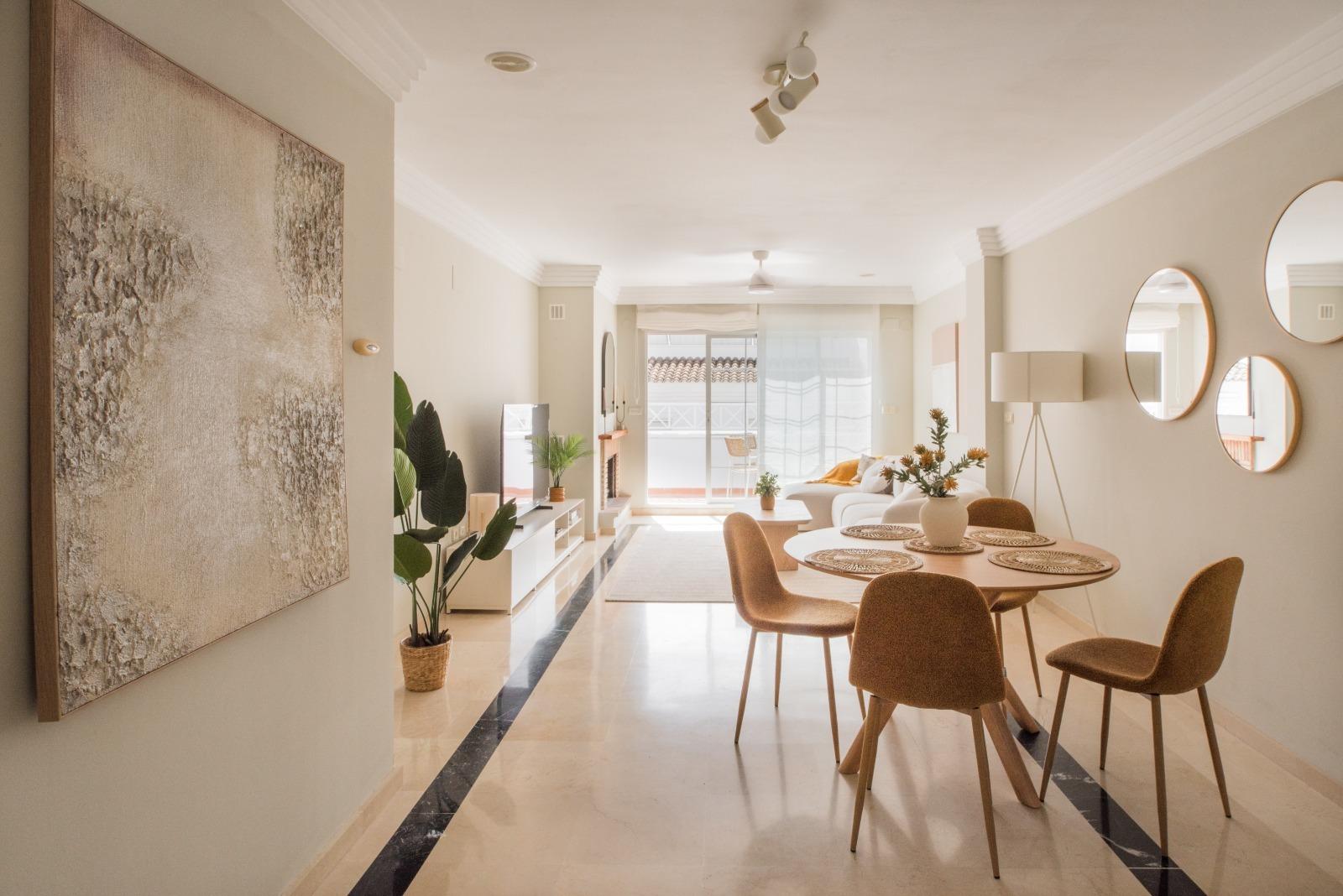 2 Bedroom Apartment in Marbella - Photo 25