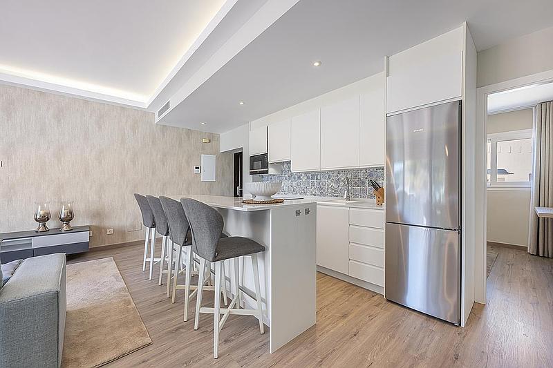 3 Bedroom Apartment in Benahavís - Photo 5