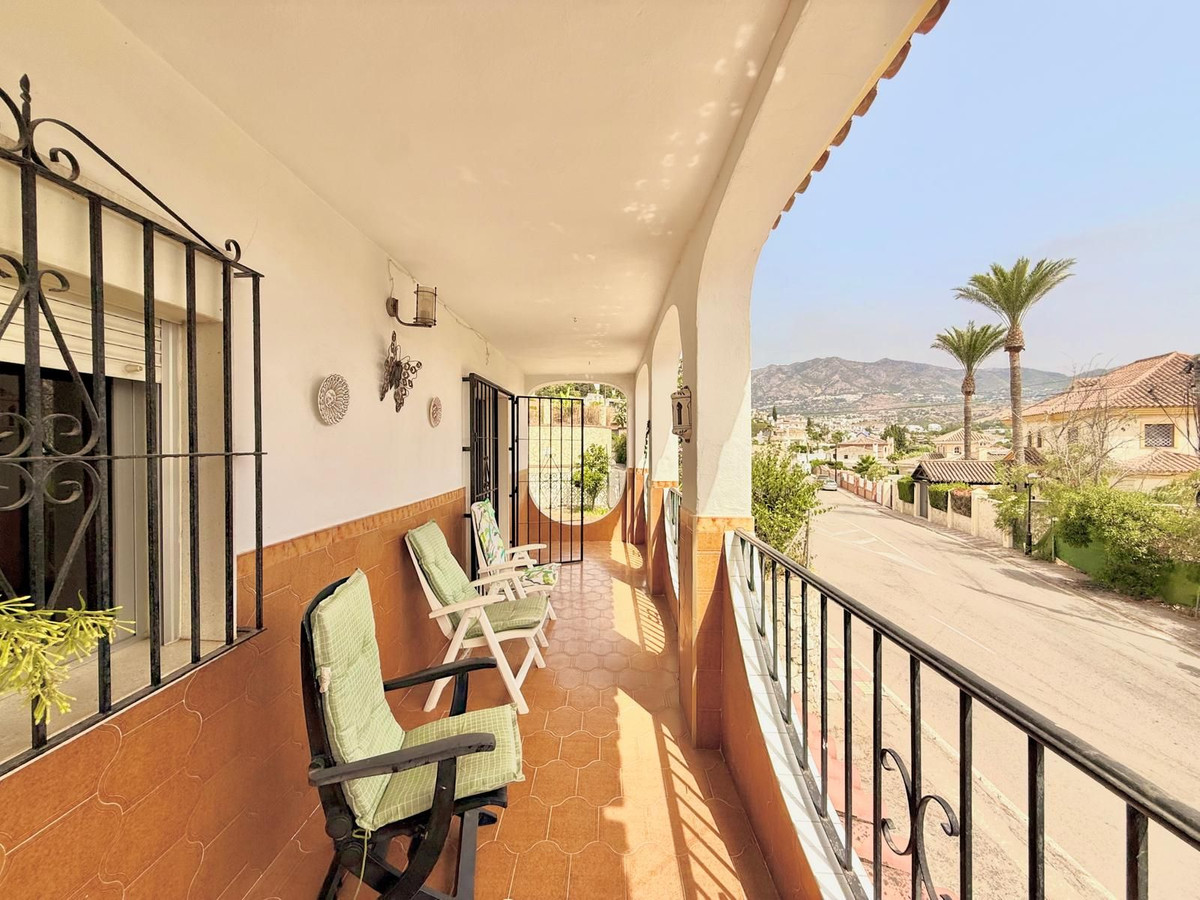 4 Bedroom Villa in Mijas - Photo 16