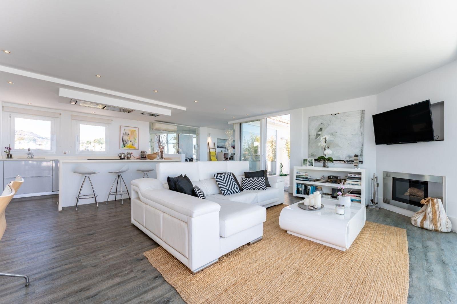 2 Bedroom Penthouse in Mijas - Photo 4
